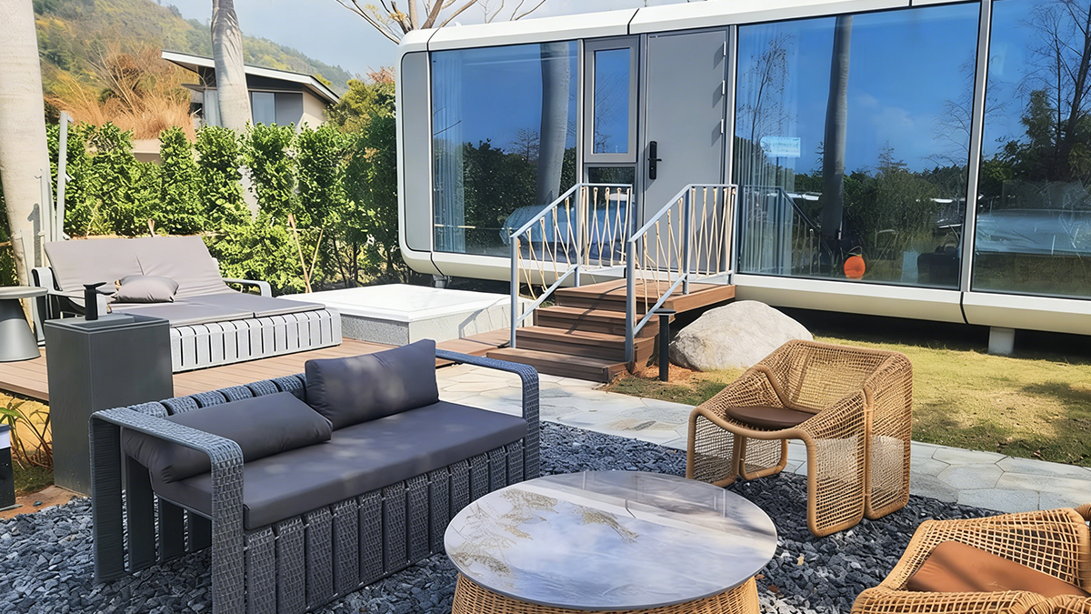 Features of Capsule Houses