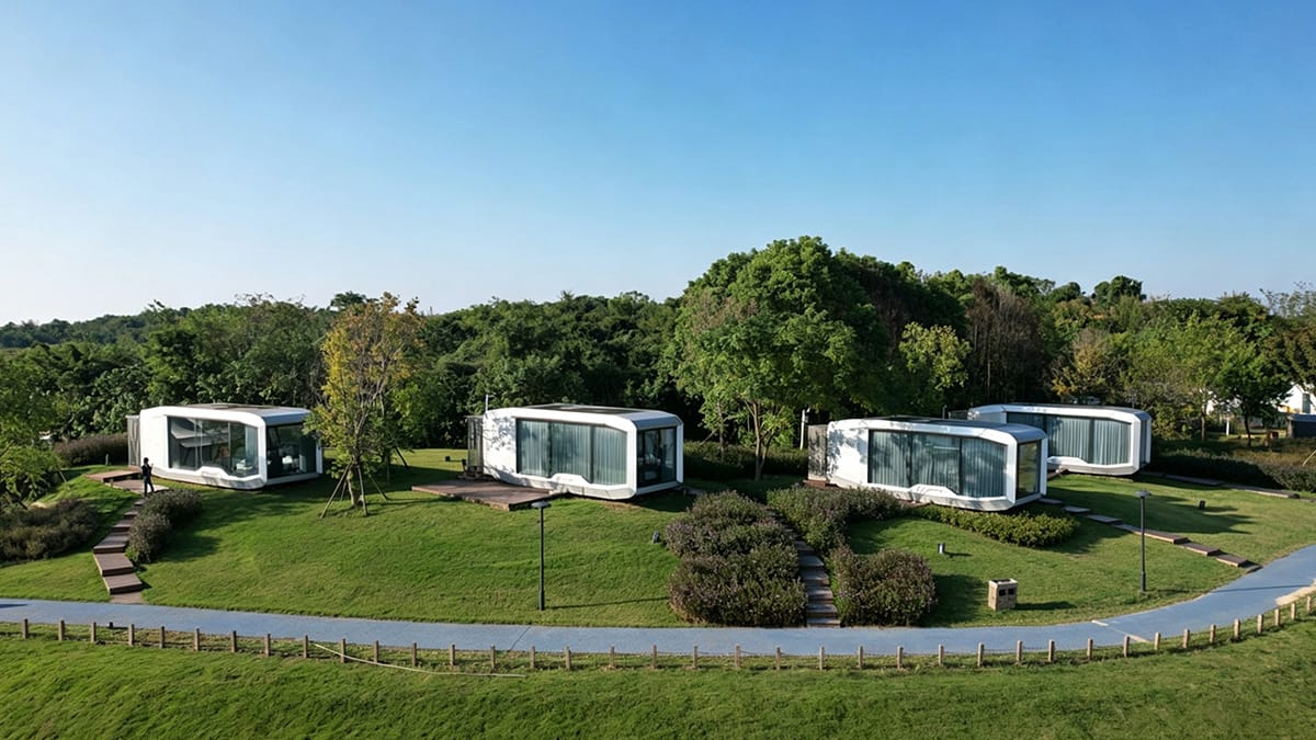 Pod Houses vs Traditional Tiny Homes