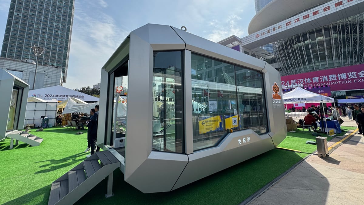 Capsule House for Remote Offices Application