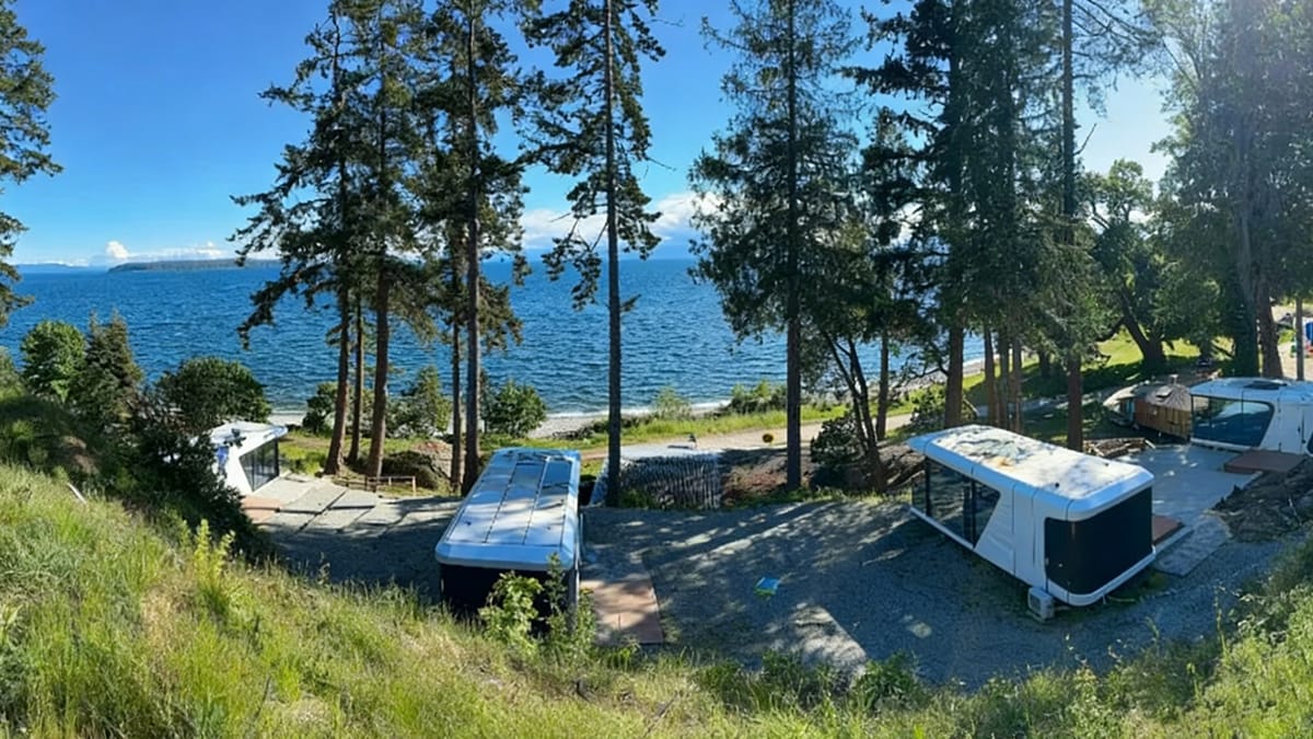 Capsule Tiny Houses for Glamping Adventures