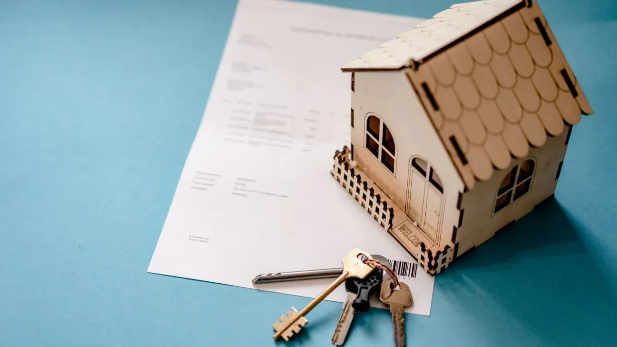 Legalizing Capsule Homes